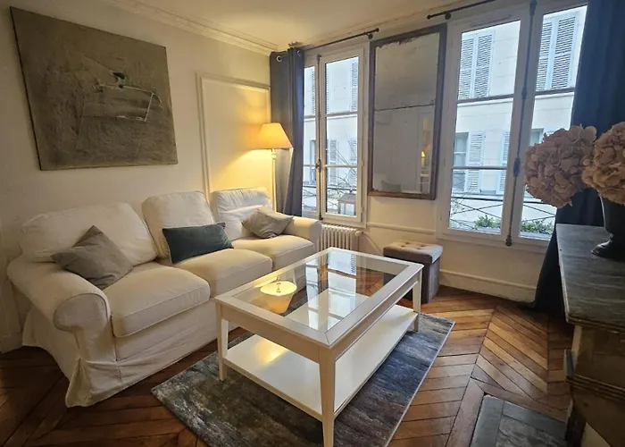 Chez Romeo Bed & Breakfast *